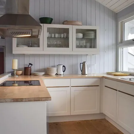 Holiday home Three-bedroom In