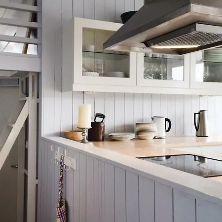 Three-bedroom In Holiday home *