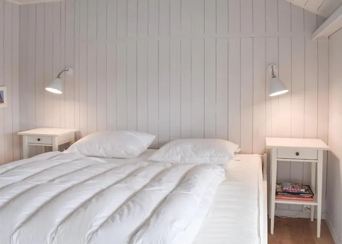 Three-bedroom In Holiday home Tvedestrand